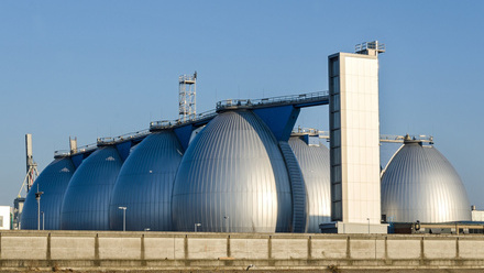Moving away from oil and gas production_NL.jpg