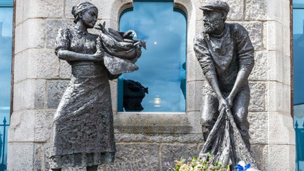 The Aberdeen Fishing Industry Memorial  Credit: Shutterstock