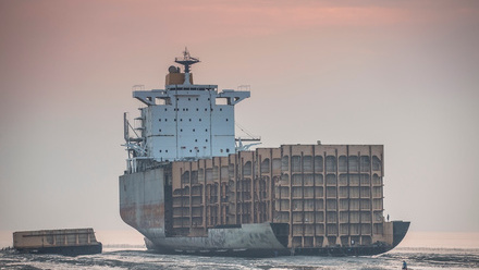 ship_recycling_bangladesh.jpg