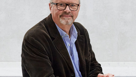 Robert Llewellyn_NL.jpg