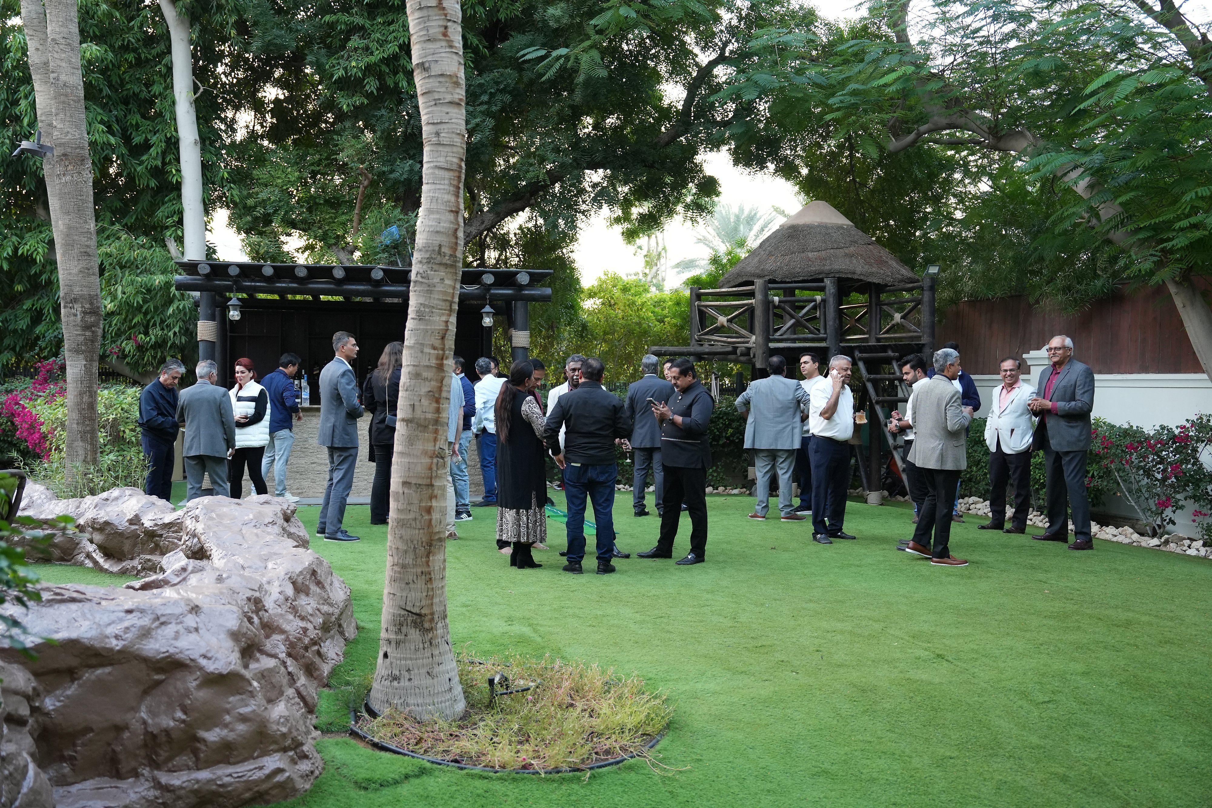 Cocktails & Dinner.jpeg