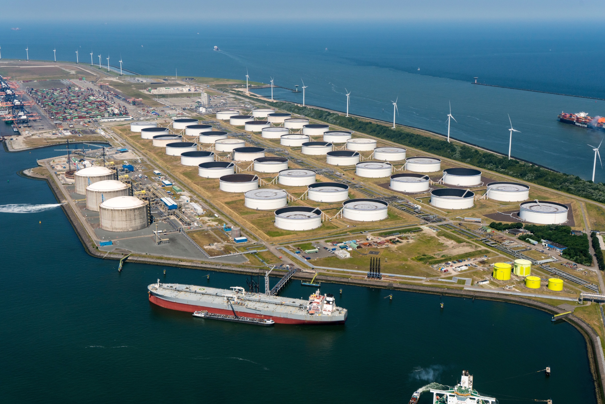 What different countries are doing to attract and retain seafarers_INLINE.jpg