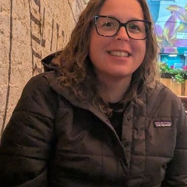Dr Helen Devereux