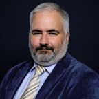 Professor Mariusz Dramski