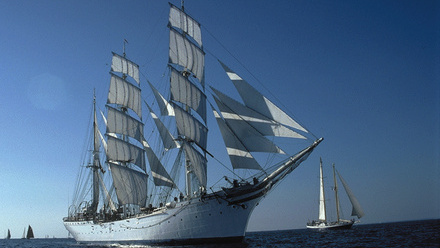 111-year-old ship converted into ‘floating university’_NL.jpg
